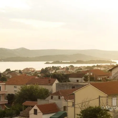 Ferienwohnung In Mit Meerblick, Balkon, Klimaanlage, W-lan * Sveti Filip i Jakov